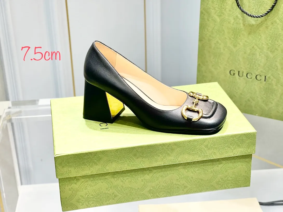 👟👟Ex-factory price👟👟Ex-factory price 480👟👟 2023 latest upgraded version 〰️GUCCi Gucci 🆕2023 early spring new style horsebit ugly thick heel shoes/sandals Heel height: 7.5CM Outsole: Italian leather sole Size: 35-39 (34.40.41 non-returnable)